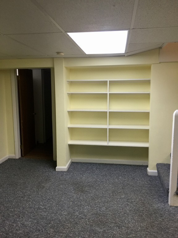 1094 Centre St, Newton