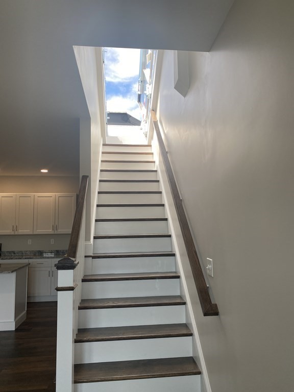 734 South St, Roslindale