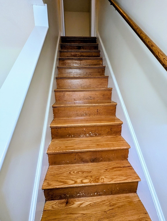 1 Conlyn Ave, Franklin