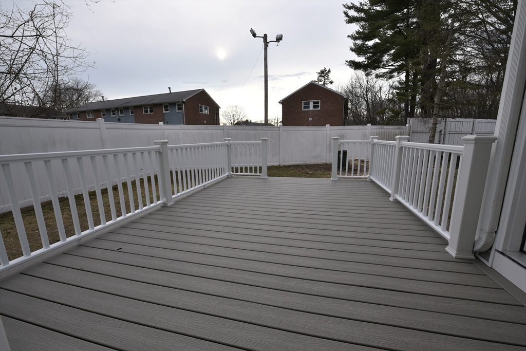 19 Stillman Circle, Natick