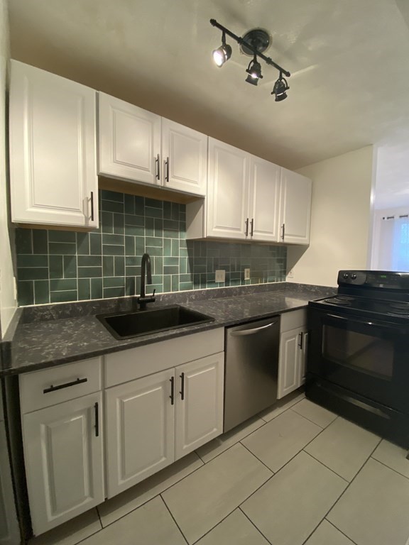 166 Cottage St, East Boston