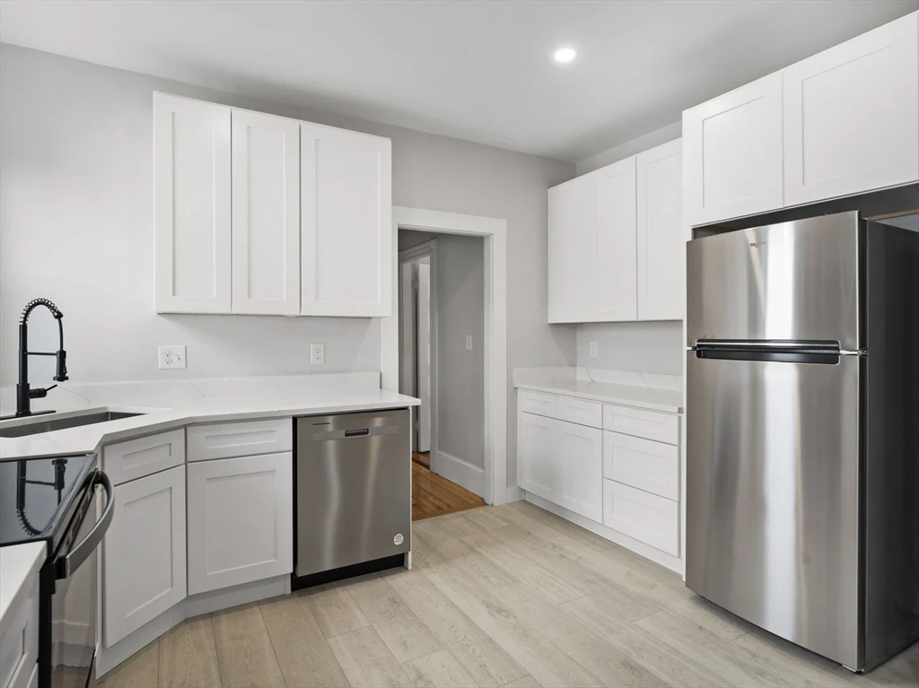 149 Mountain Ave, Revere