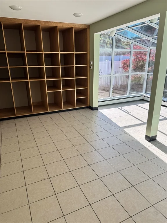 793 Dedham St, Newton