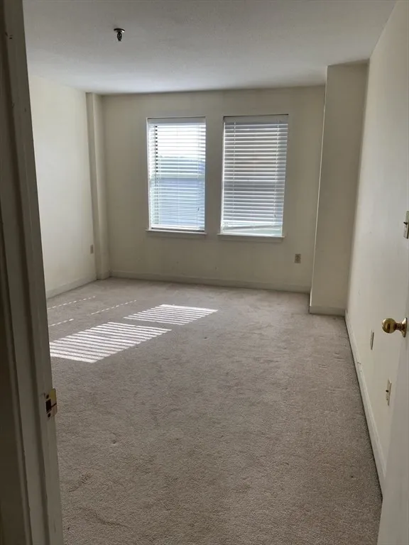 269 Cambridge Rd, Woburn