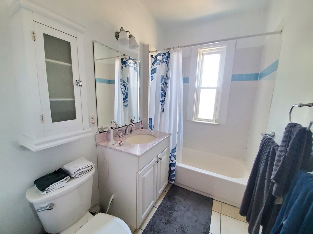 22 Belmont St, Watertown