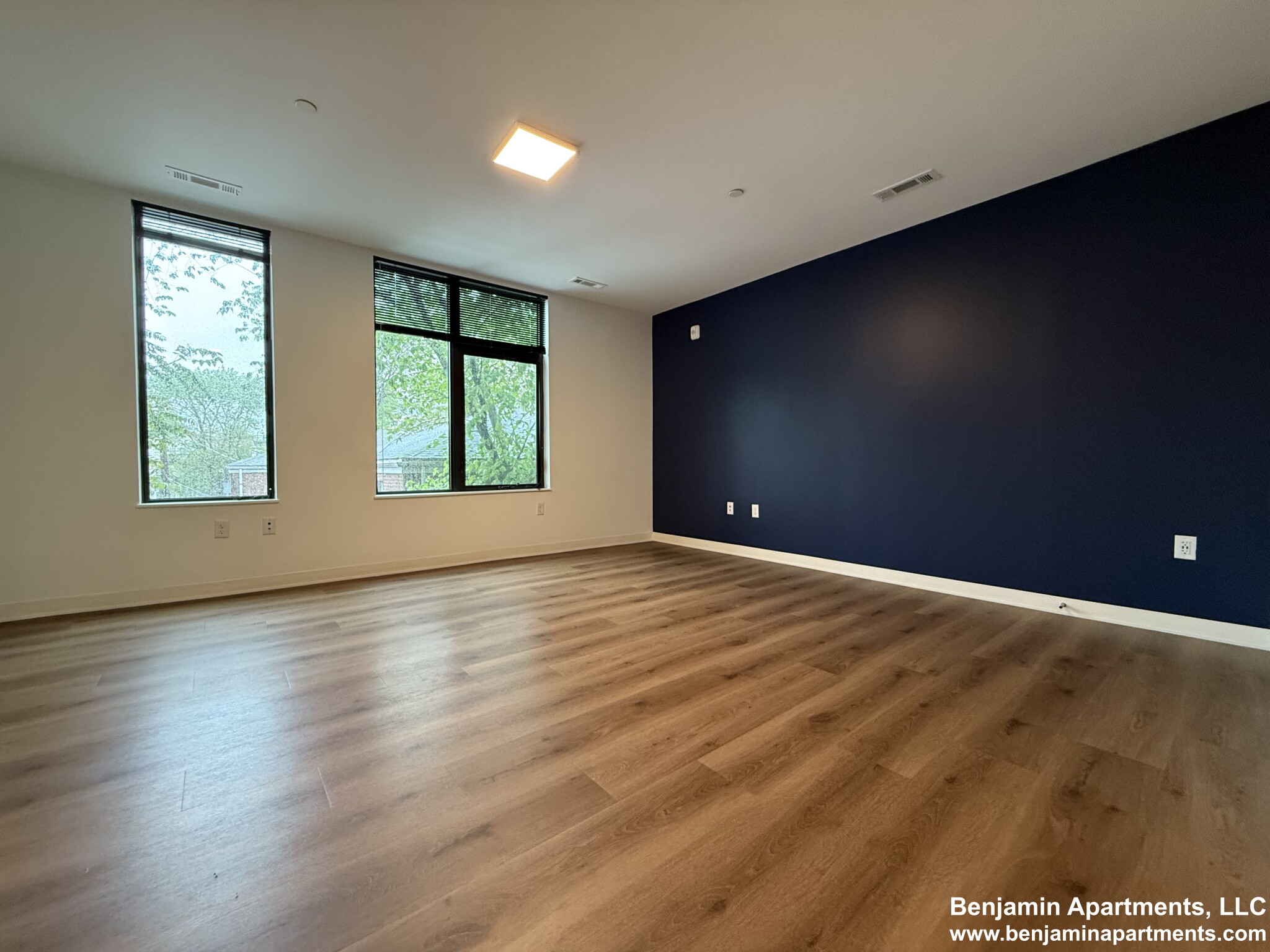 89 Brighton Ave, Allston