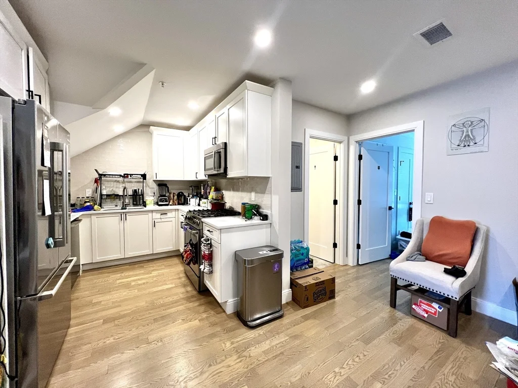 32 Blaine St, Allston