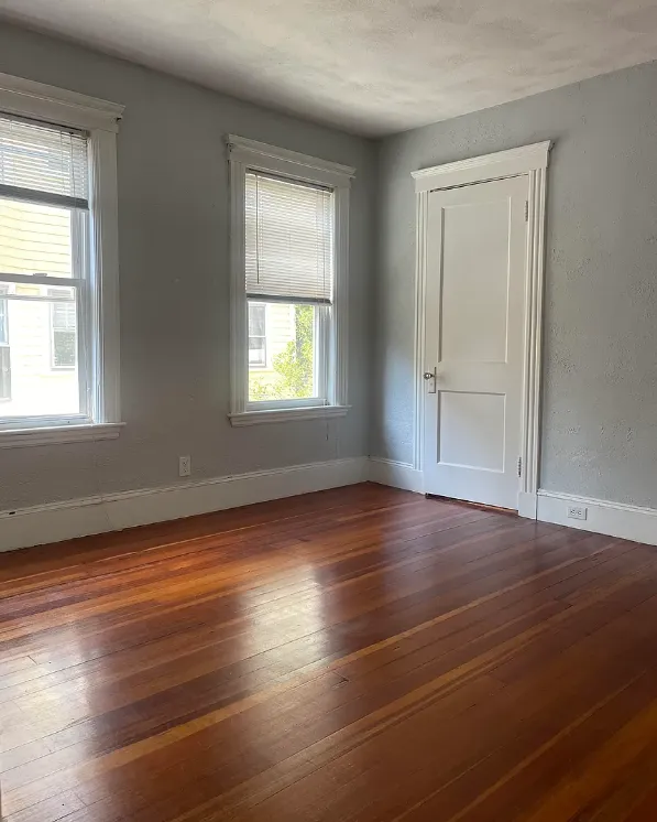 43 Orchard St, Medford