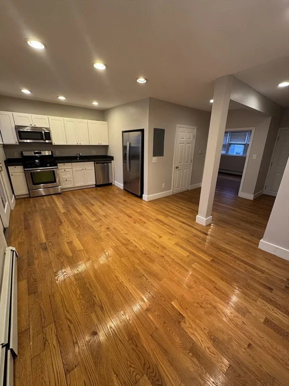 178 Bowen St, South Boston