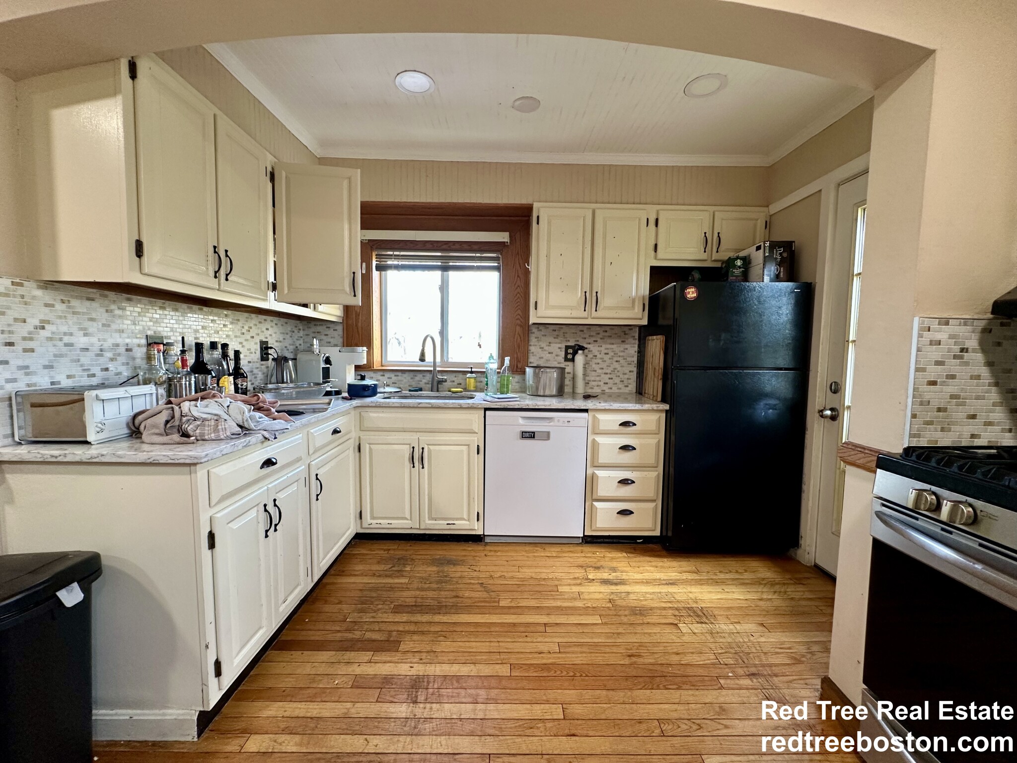 64 Undine Rd, Brighton