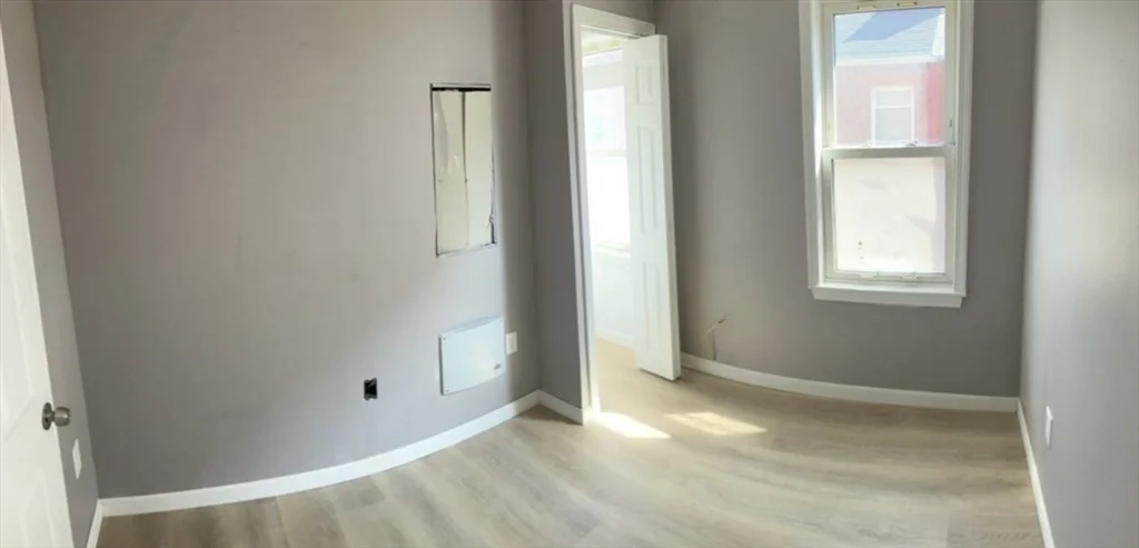 7 Johnny Ct, Chinatown