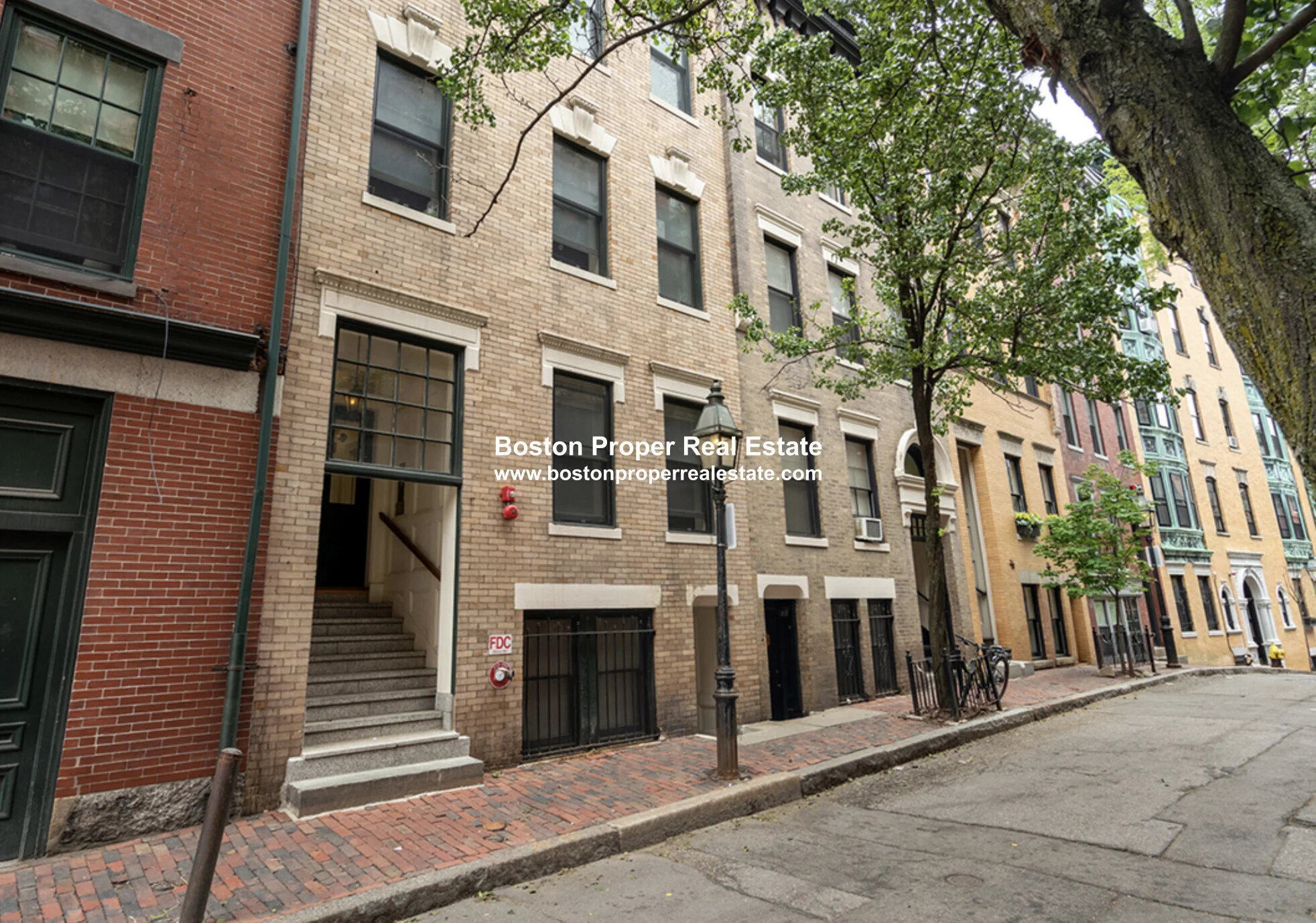 100 Myrtle St, Beacon Hill