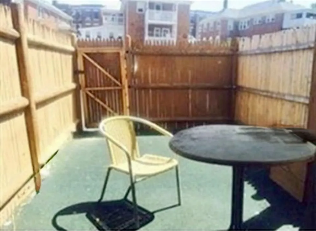 1726 Commonwealth Ave, Brighton