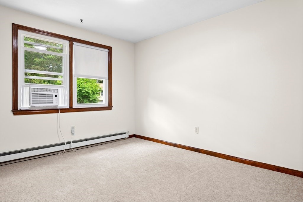 11 Minuteman Way, Shrewsbury