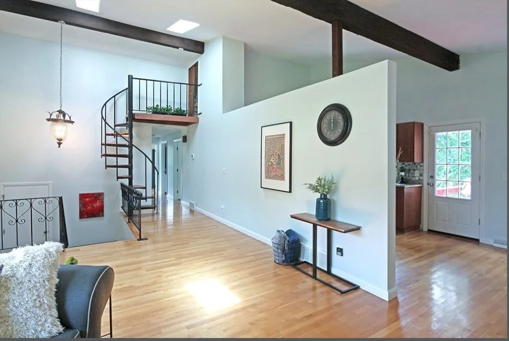 88 Saint Mary St, Needham