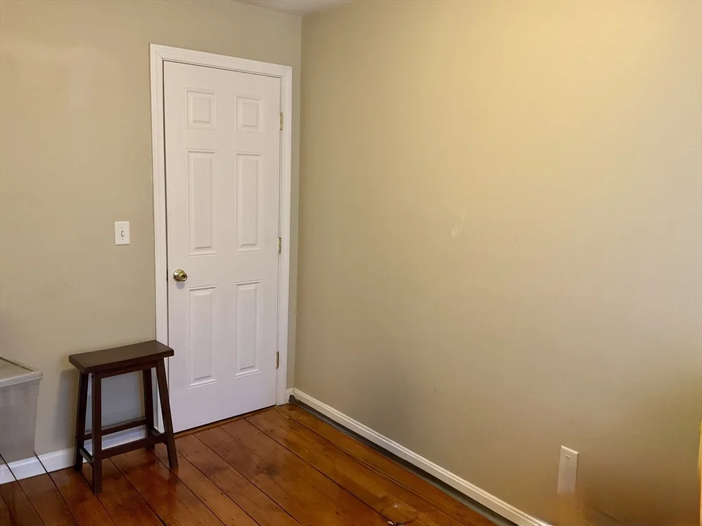 389 Bunker Hill St, Charlestown