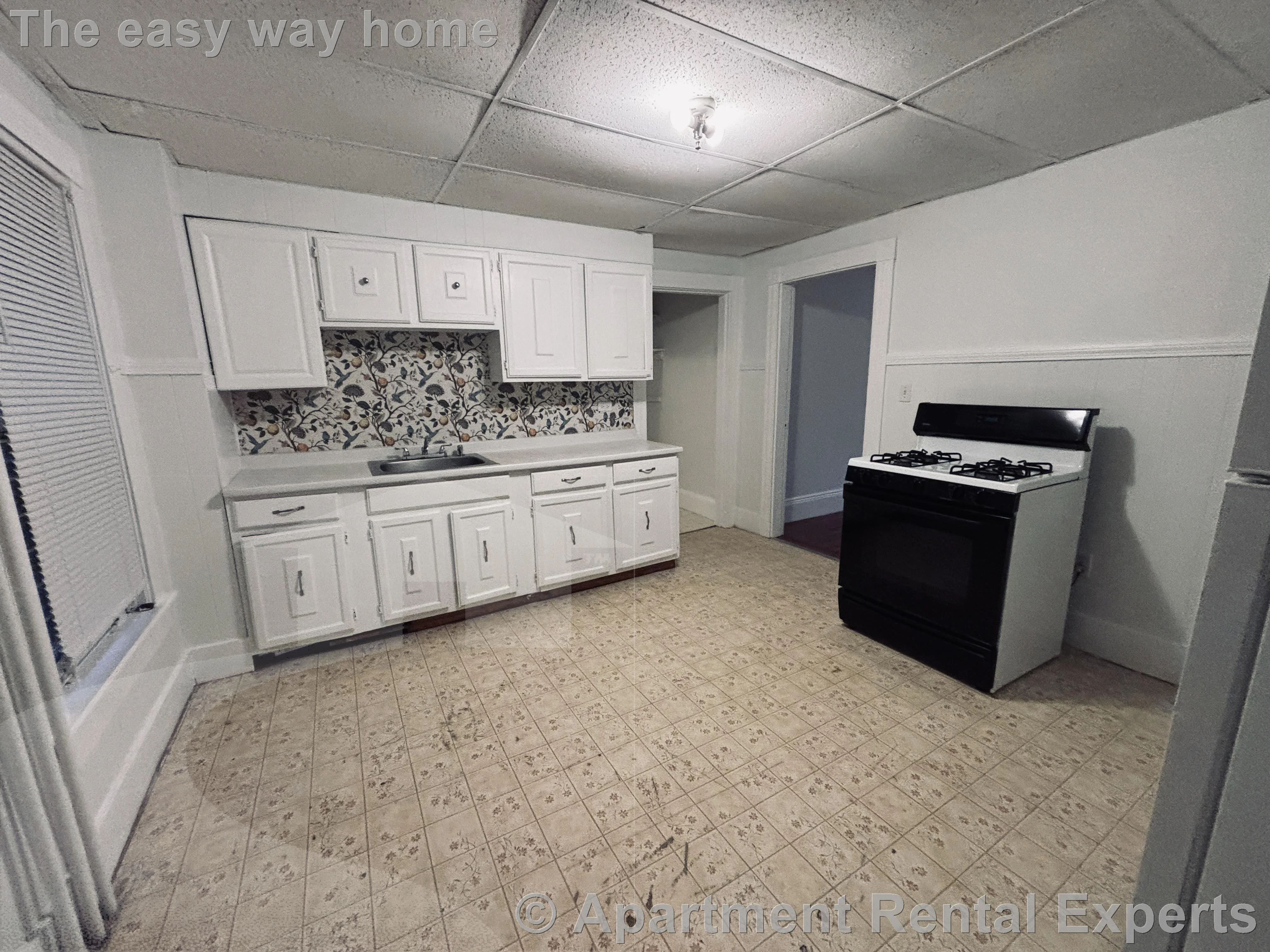 185 Lowell St, Spring Hill