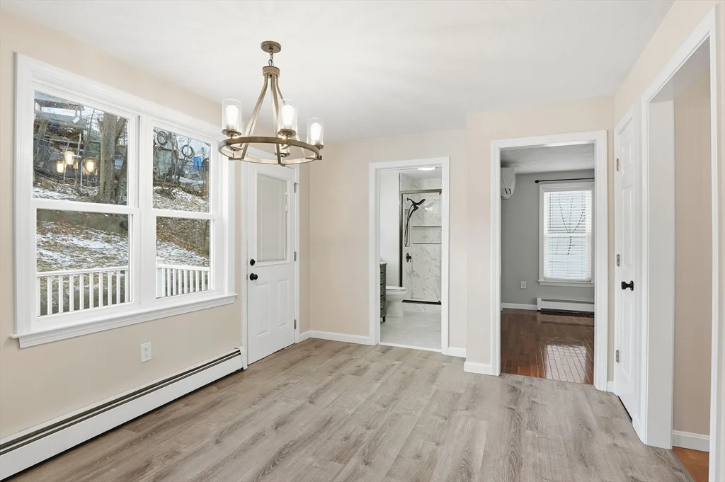 42 Catalpa Cir, Worcester