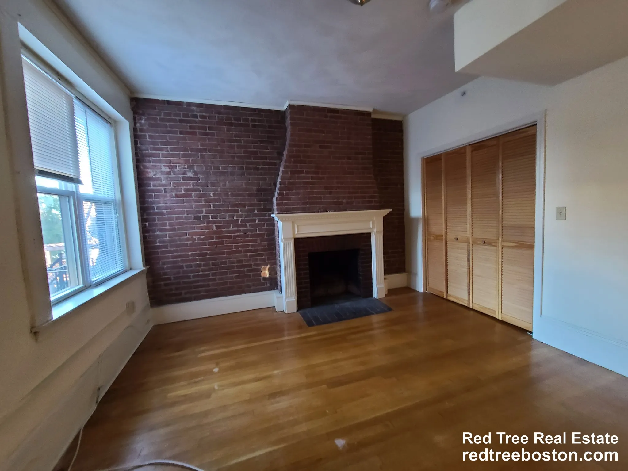 1406 Beacon St, Corey Hill