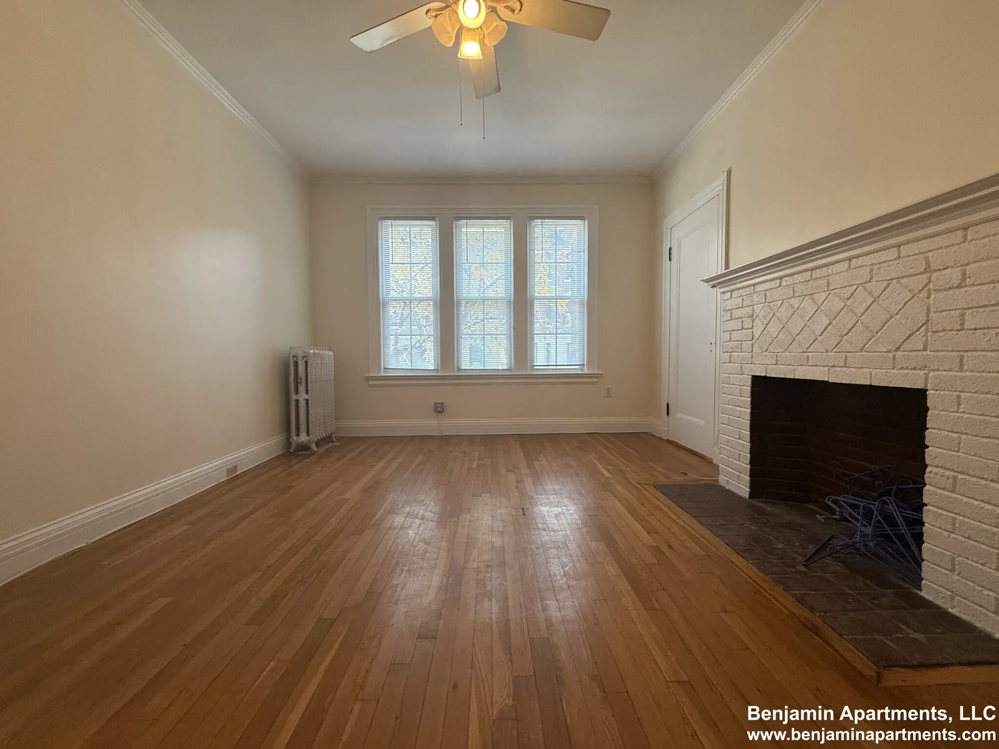 15 Glenville Ave, Allston