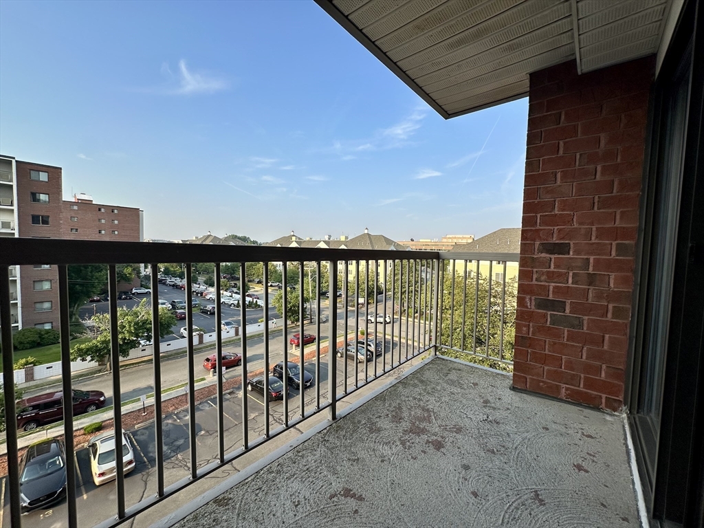 30 Revere Beach Pkwy, Wellington