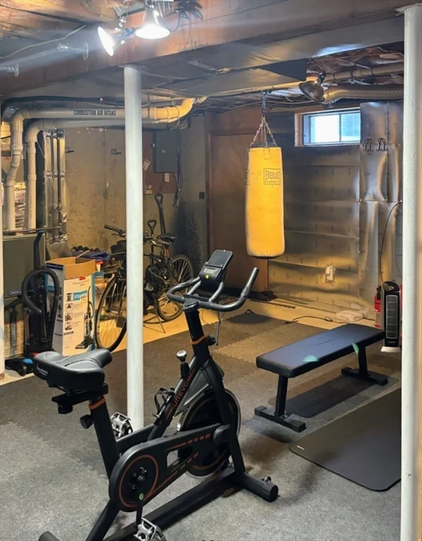 16 Pinecrest Village, Hopkinton