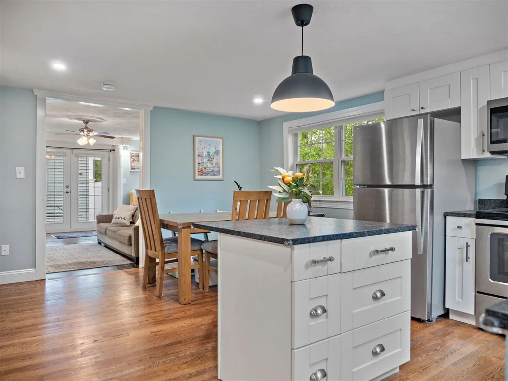 36 Brackett Rd, Ashland