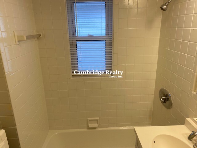 56 Gordon St, West Somerville