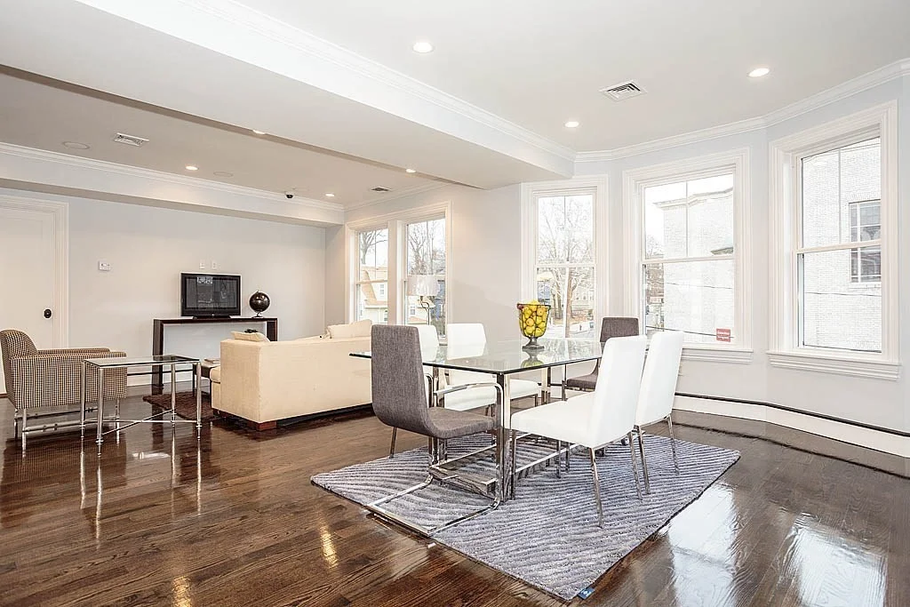 27 Howland St, Roxbury