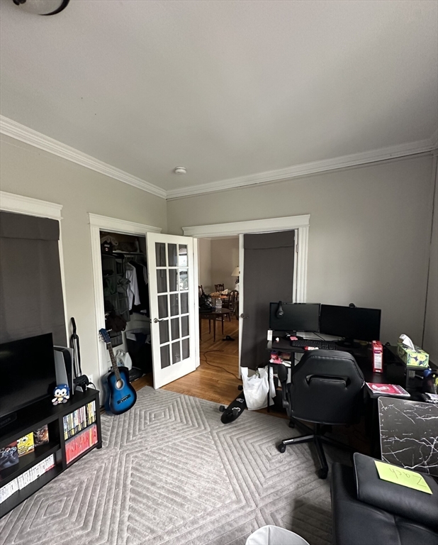 1653 Commonwealth Ave, Brighton