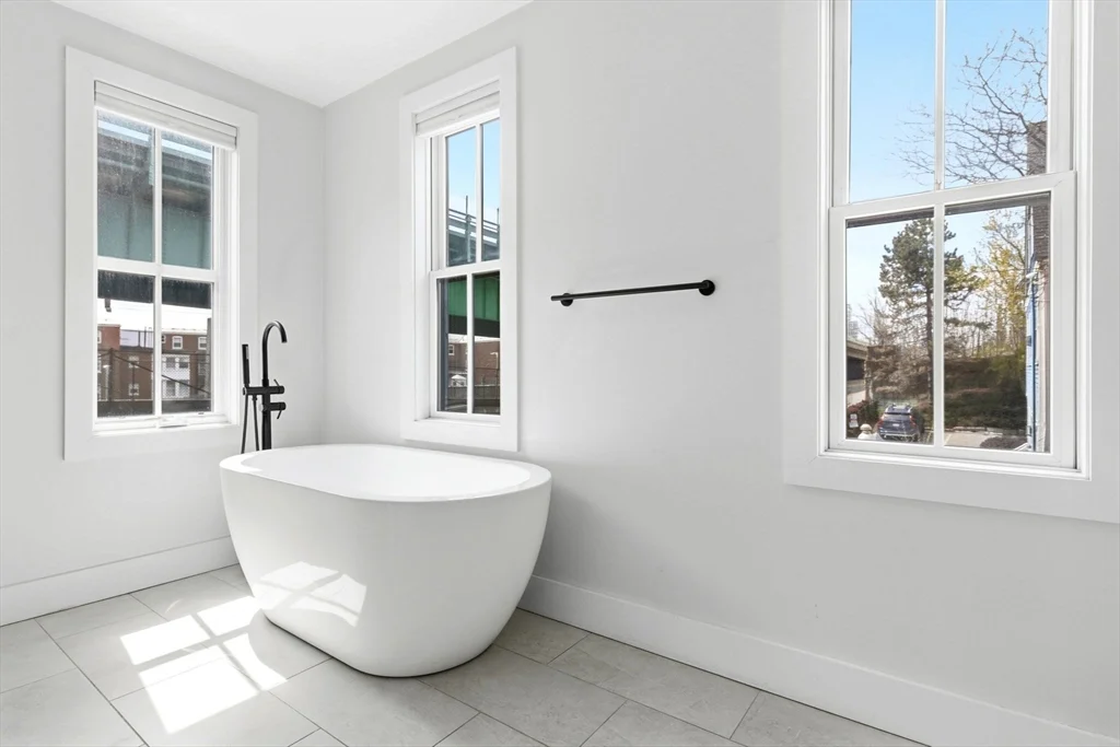 78 Tremont St, Charlestown