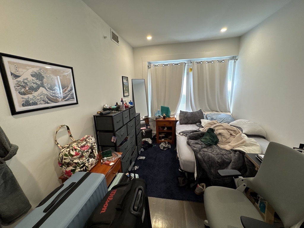 1406 Beacon St, Corey Hill