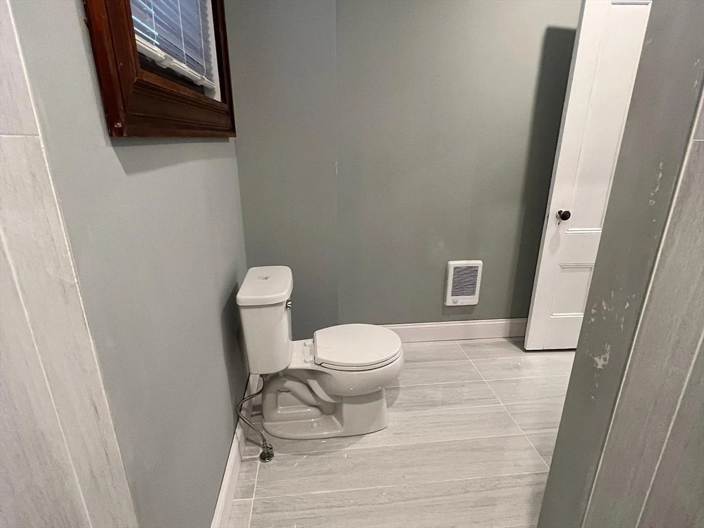 23 Woodville St, Roxbury