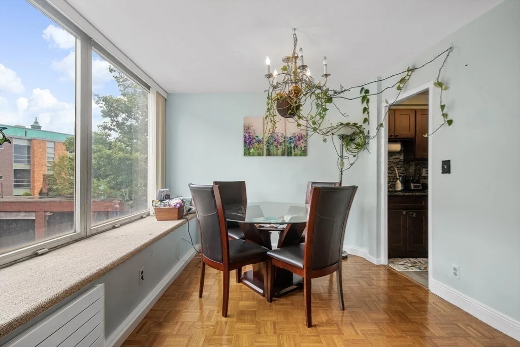 60 Babcock St, Coolidge Corner