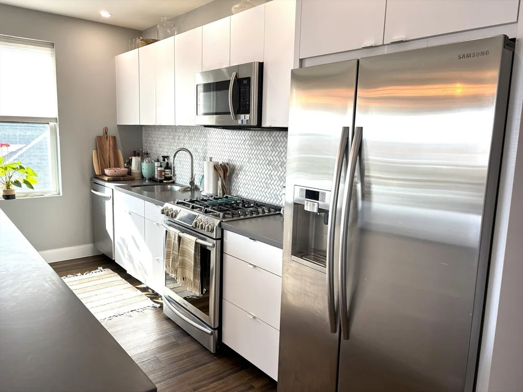 408 East 8th St, South Boston
