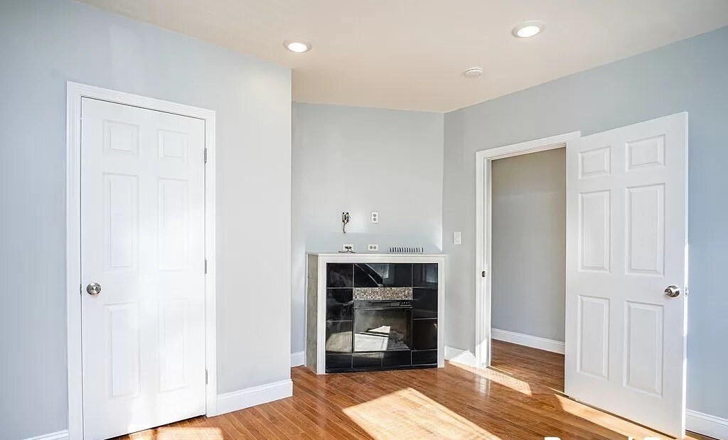 28 Moreland St, Winter Hill