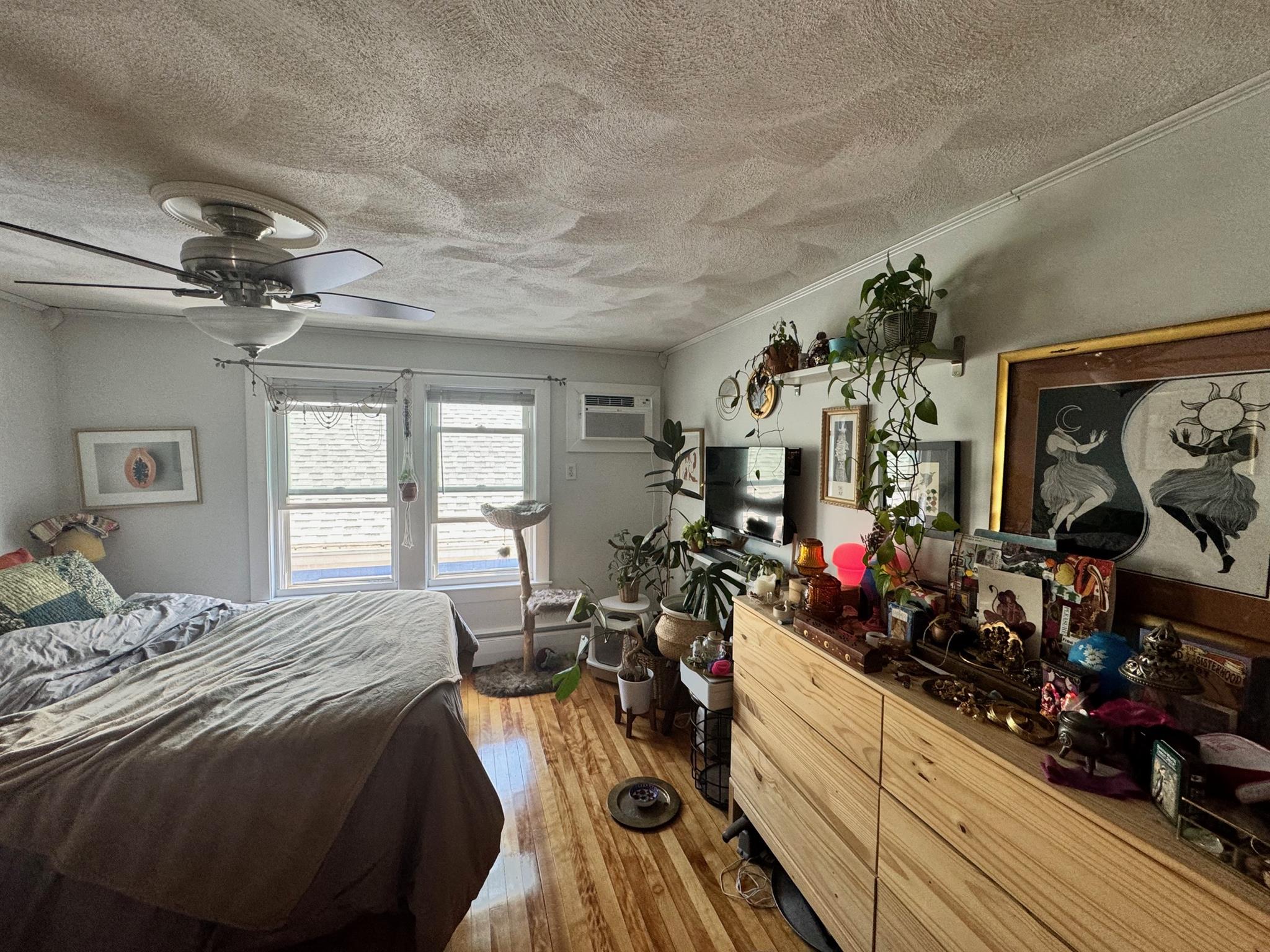 19 Gordon St, West Somerville