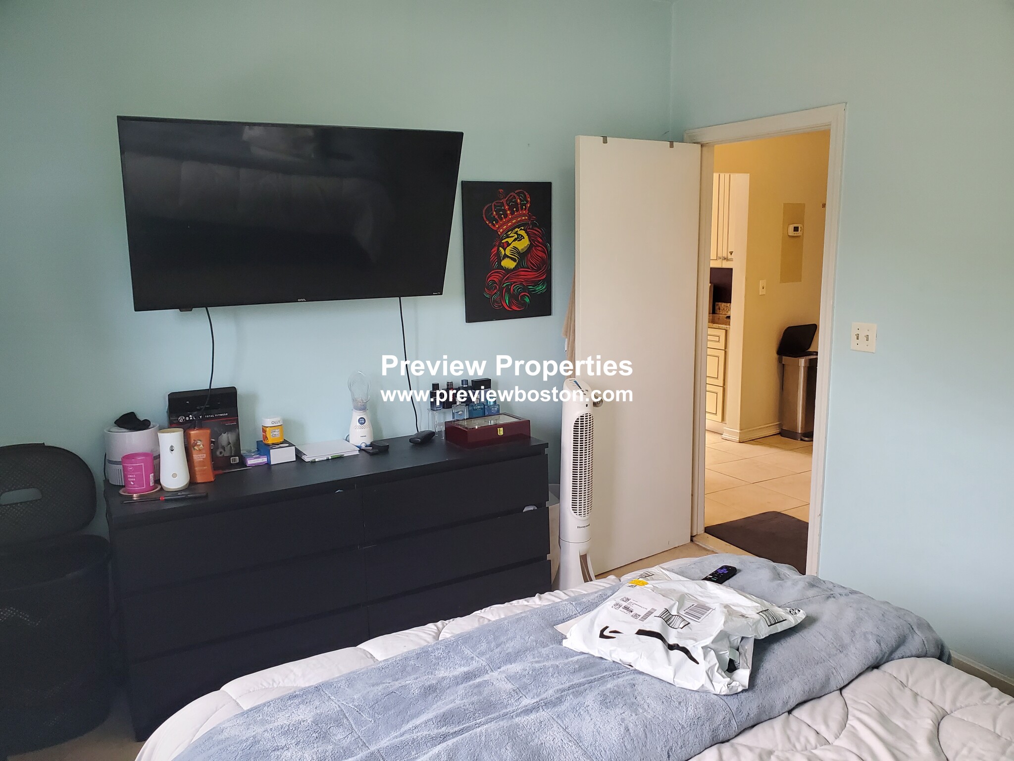 1427 Commonwealth Ave, Brighton