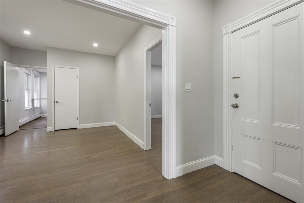 106 Byron St, East Boston