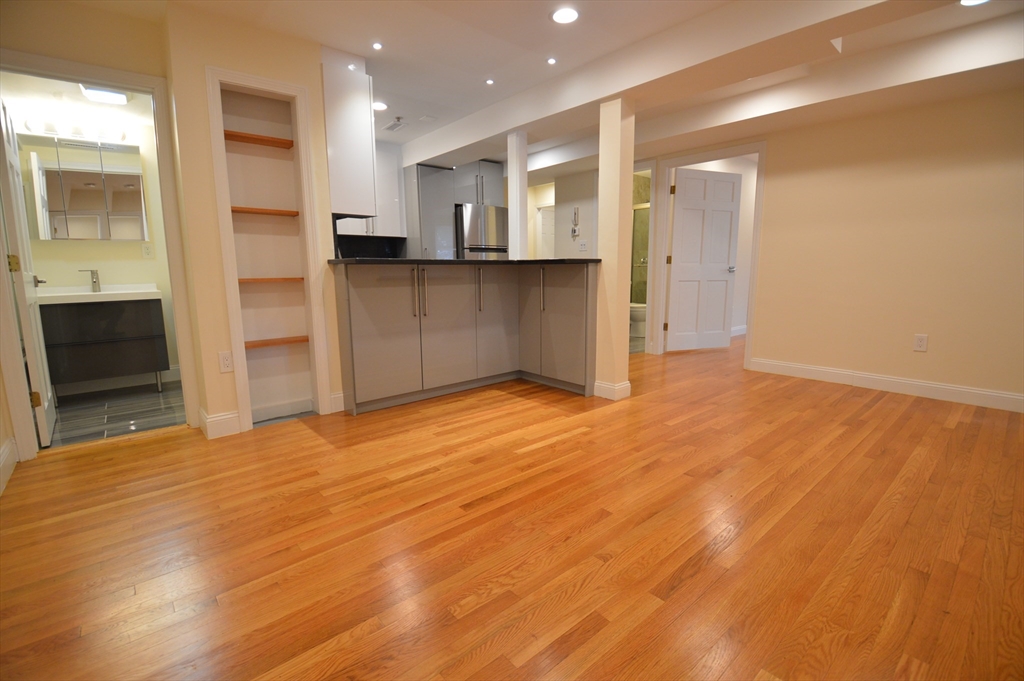 1801 Beacon St, Brookline