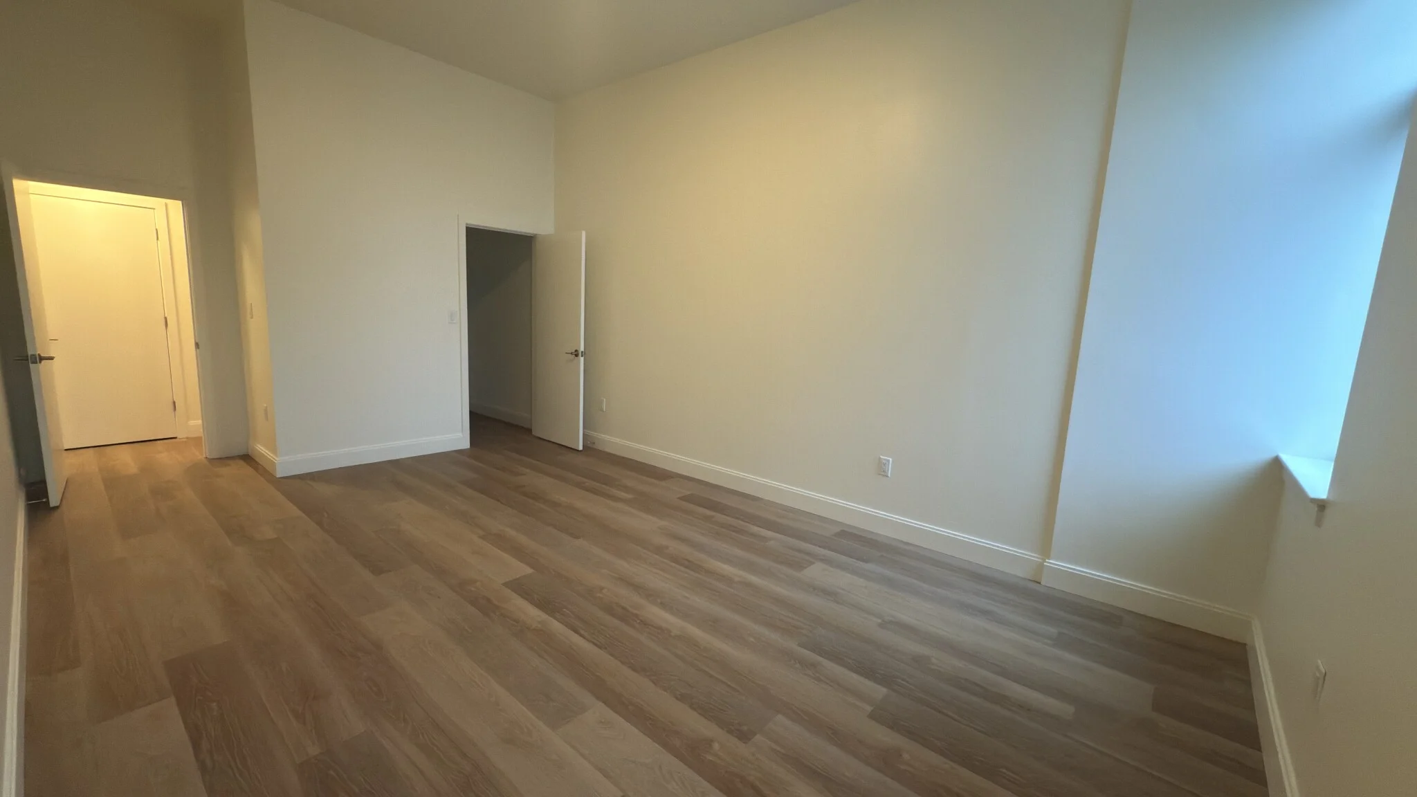 1077 Commonwealth Ave, Allston