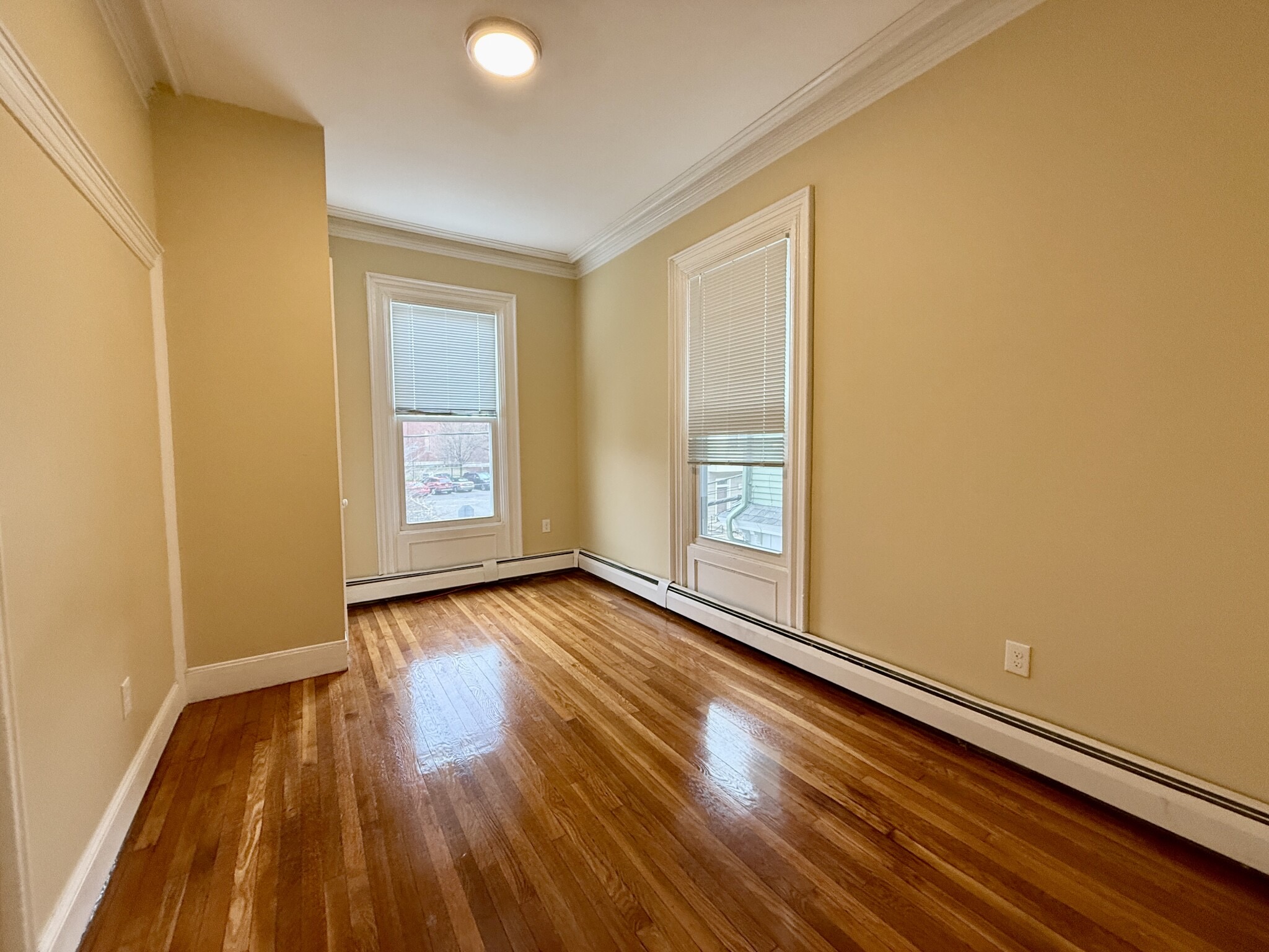 20 Creighton St, Jamaica Plain