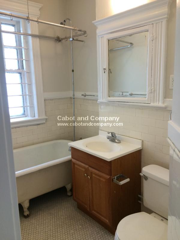 1111 Boylston St, Fenway