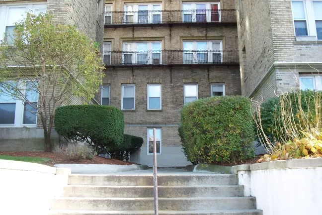 1626 Commonwealth Ave, Brighton