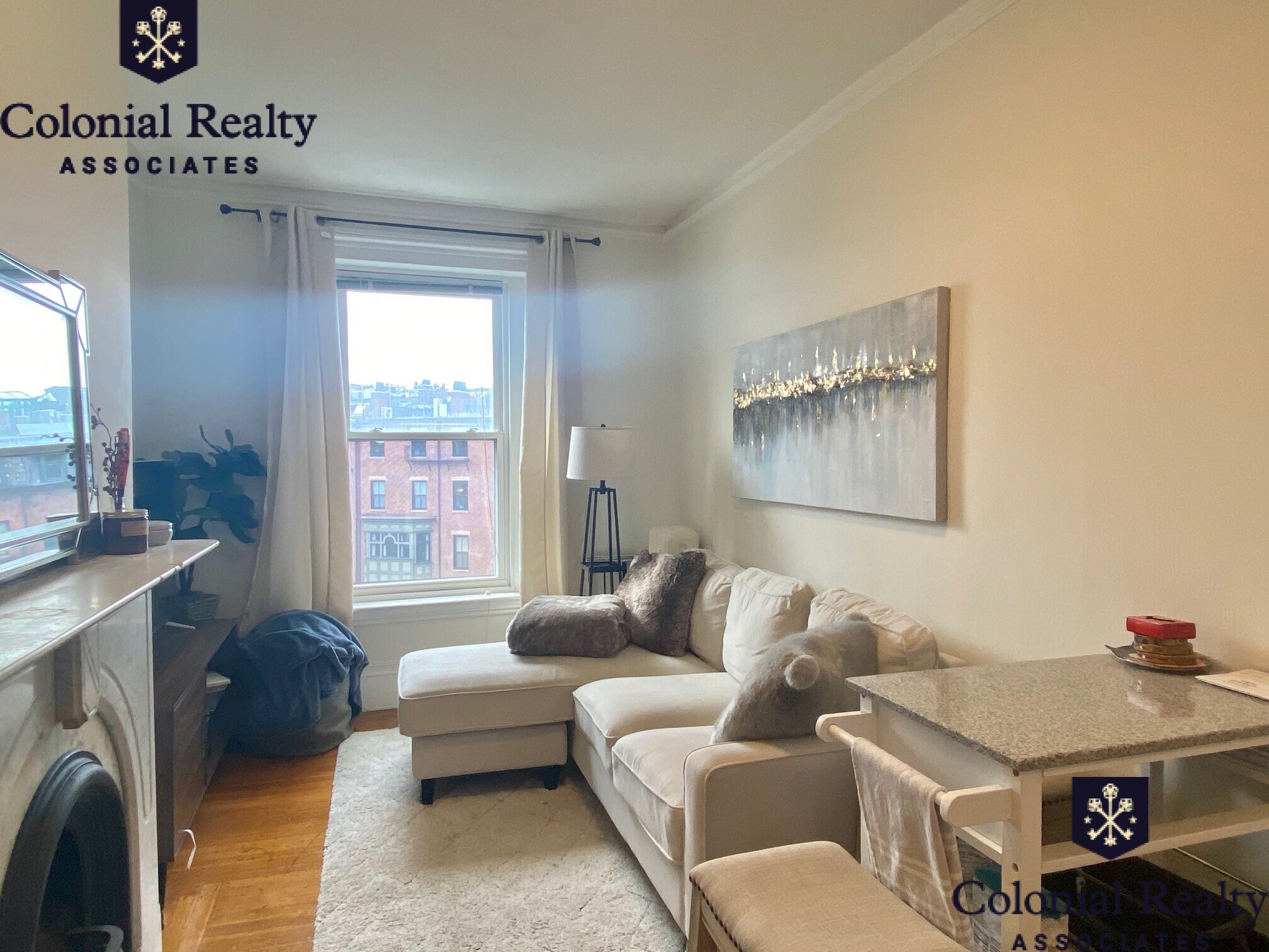 86 Charles St, Beacon Hill