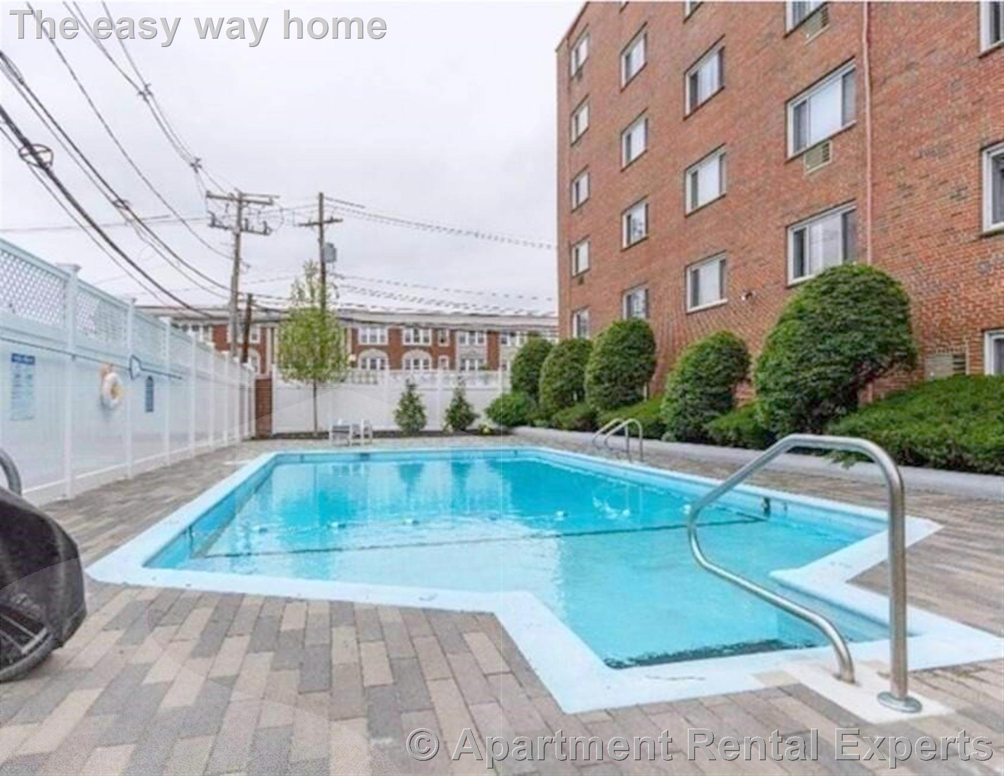 215 Massachusetts Ave, Arlington Center