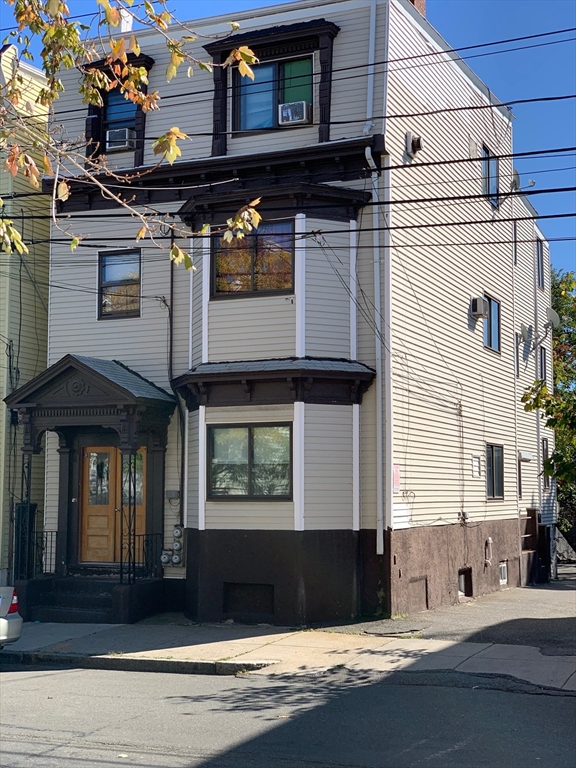 277 Princeton St, Boston