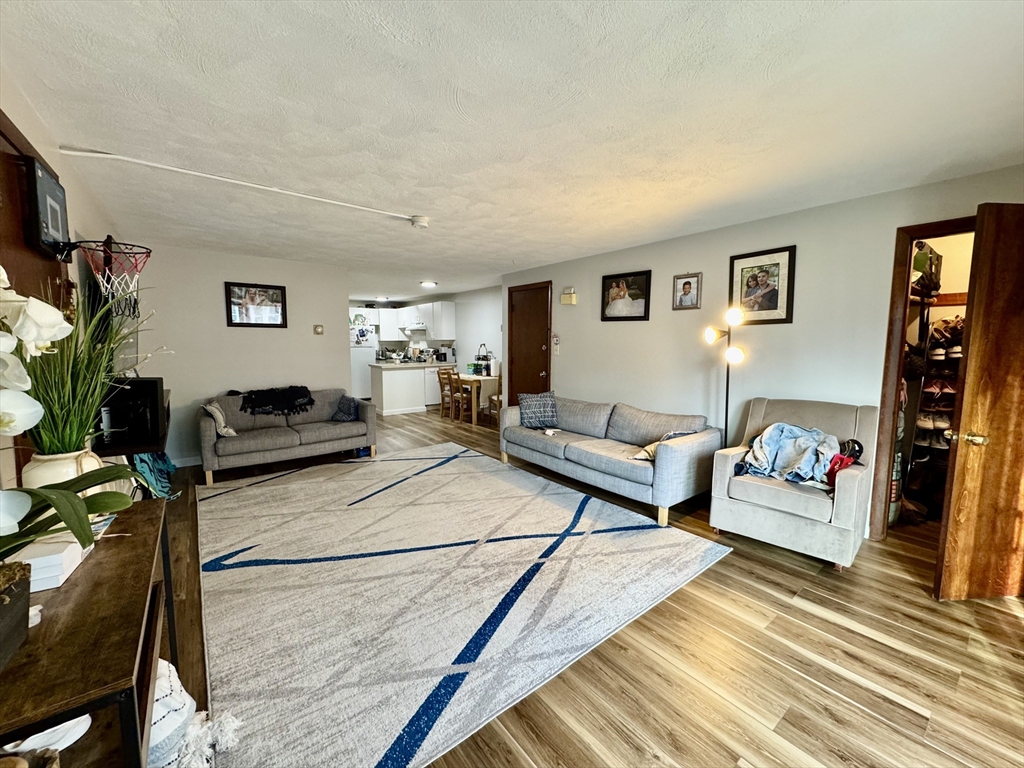 211 Malden St, Revere