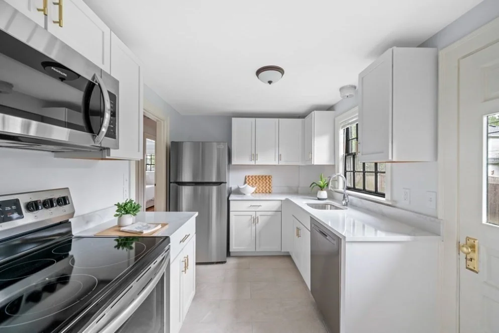 24 Hereford Rd, Marblehead