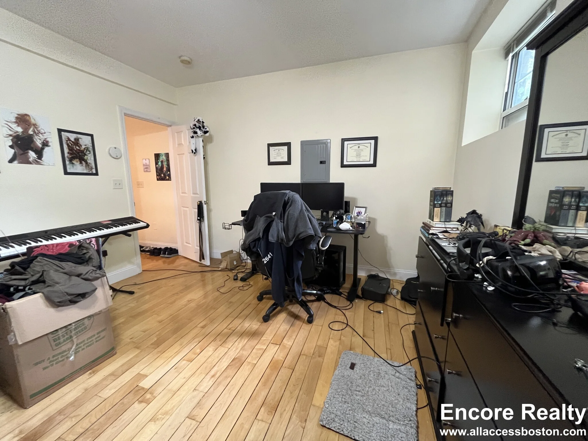 1555 Beacon St, Brookline